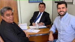 O prefeito de Mari, Antônio Gomes anunciou, nessa segunda-feira (20), durante participação na 25° Marcha dos Prefeitos, em Brasília, o recebimento de novos recursos, para investimentos na ampliação e serviços de saúde do município.