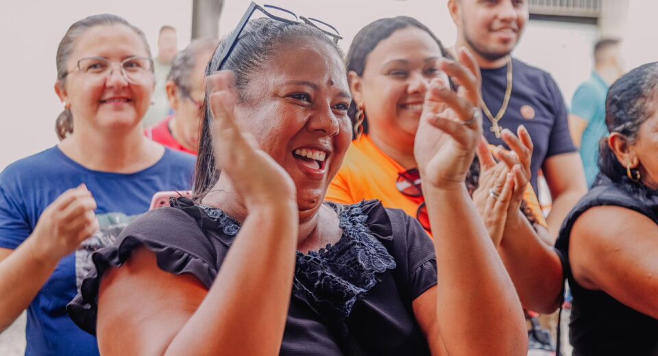 O prefeito Cícero Lucena autorizou, nesta sexta-feira (7), a construção da Cozinha Comunitária do Alto do Mateus – a terceira na atual gestão – que está ampliando esse serviço através programa 'Bora Comer', em favor das famílias mais vulneráveis da Capital, para nove equipamentos.