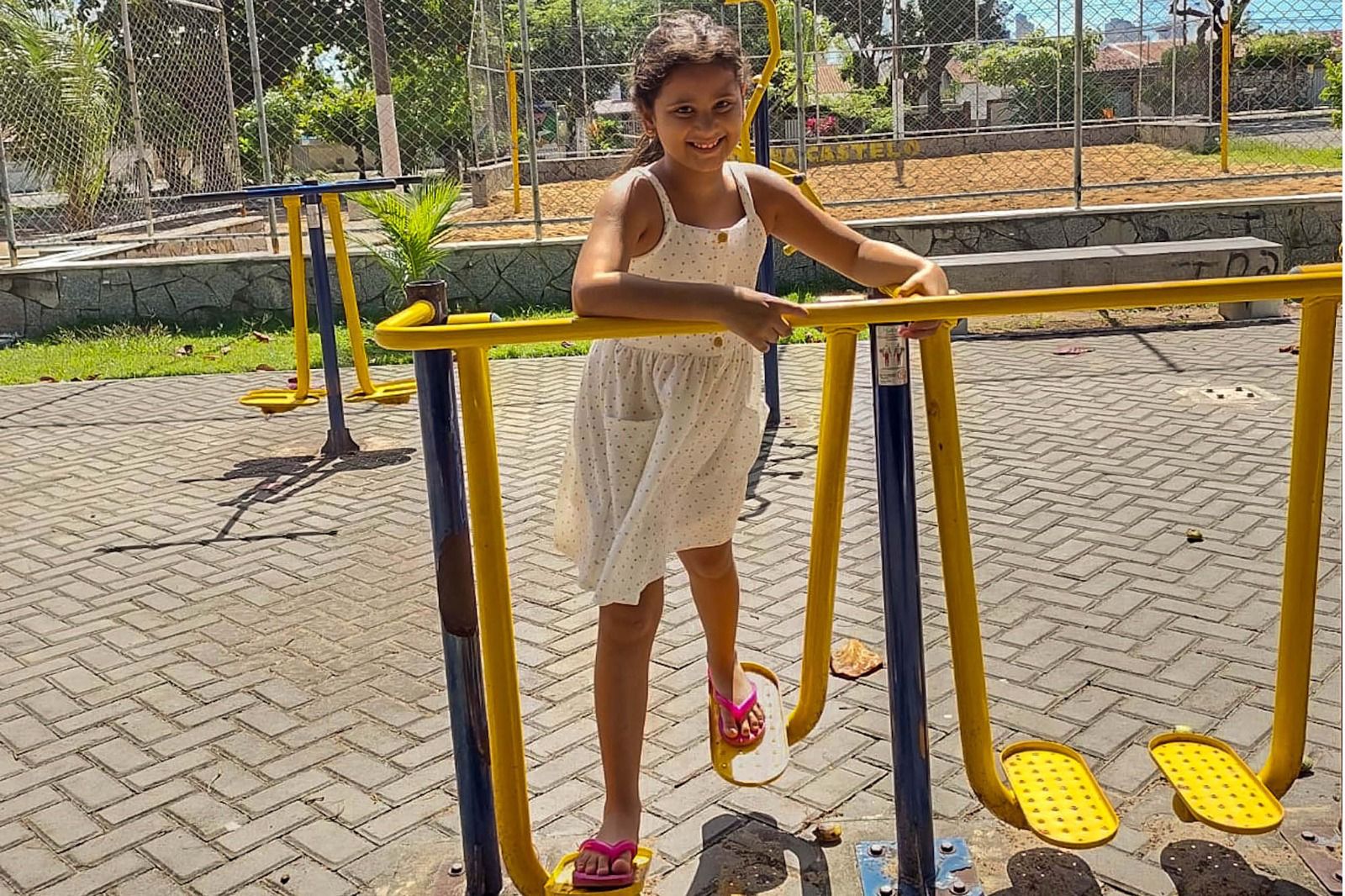 A capital paraibana conta com aproximadamente 200 praças espalhadas por toda a cidade, nas quais crianças e jovens de todas as idades podem se divertir praticando skate, corrida, bike ou simplesmente fazendo novos amigos. Tudo para aproveitar o recesso escolar e deixar as ‘telas’ de lado por algumas horas.